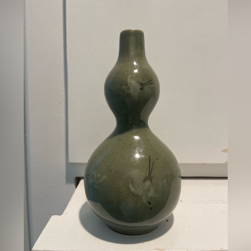 Vintage Korean Celadon Gourd Vase Flying Cranes Artist Signed